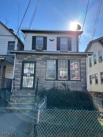 88 Paine Ave, Irvington, NJ 07111