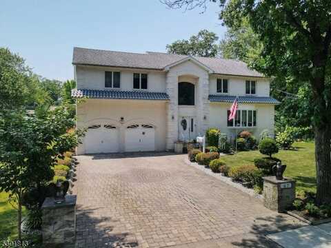 67 Brookside Ter, Clark, NJ 07066