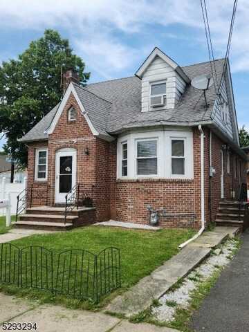 836 Summit St, Linden, NJ 07036