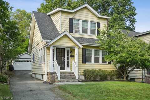 5 Durwood Pl, Madison, NJ 07940