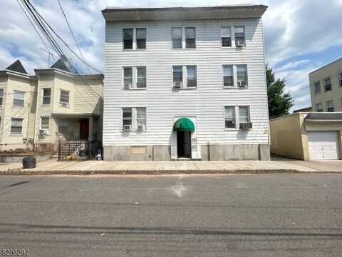 50-52 Smith St, Belleville, NJ 07109