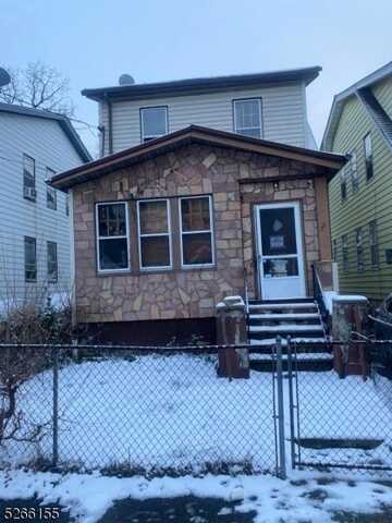 90 Paine Ave, Irvington, NJ 07111