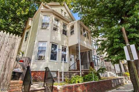 259 Governor St, Paterson, NJ 07501