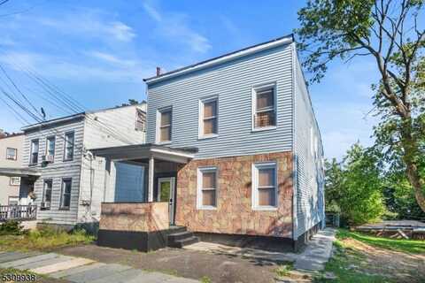 8-10 N 3rd St, Paterson, NJ 07522