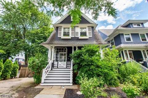 13 Vincent Pl, Montclair, NJ 07042