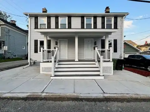 12 School St, Washington, NJ 07882