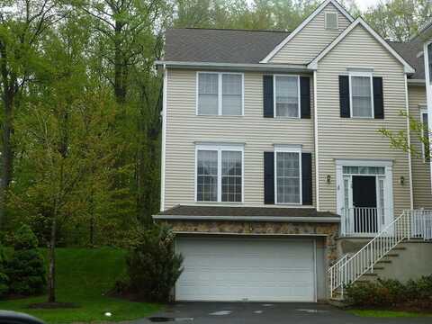 149 Arrowgate Dr, Randolph, NJ 07869