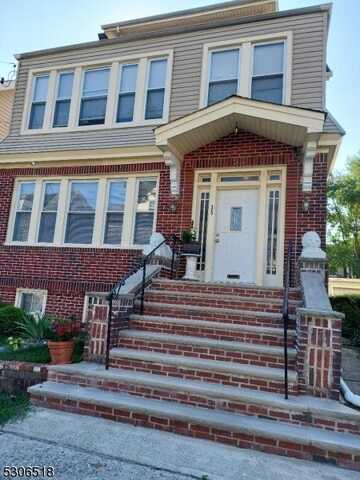 35 Monticello Ave, Newark, NJ 07106