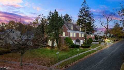 665 Hamilton Rd, South Orange, NJ 07079