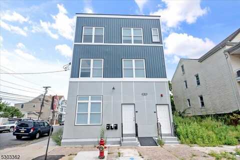 59 Mercer St Apt 1, Paterson, NJ 07524