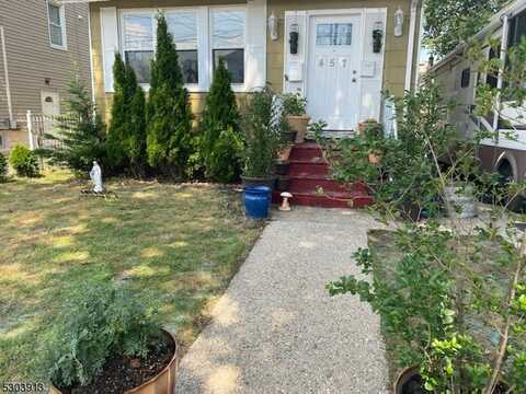 457 Nelson Ave, Cliffside Park, NJ 07010