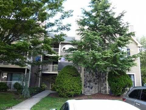 405 Carhart Ct, East Brunswick, NJ 08816