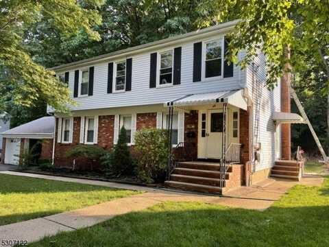 68 Prospect St, Paramus, NJ 07652