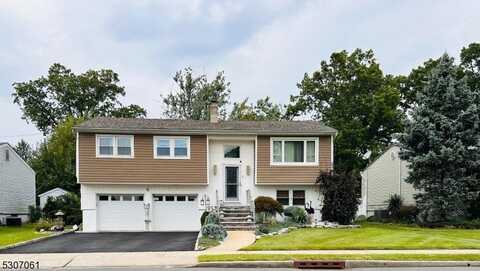 4 Joel Pl, Woodbridge, NJ 08830