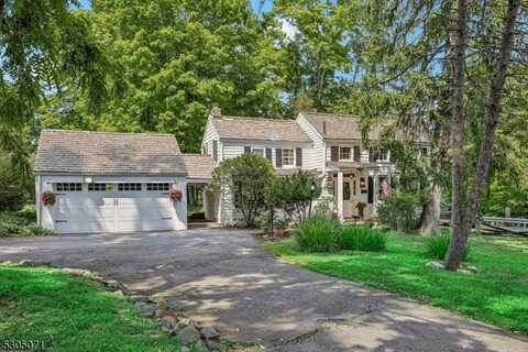 125 W Saddle River Rd, Saddle River, NJ 07458