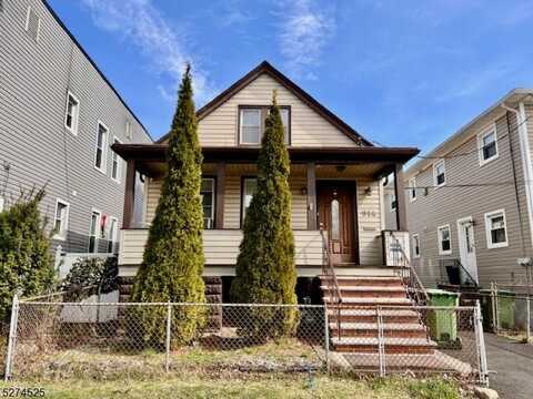 914 Roselle St, Linden, NJ 07036