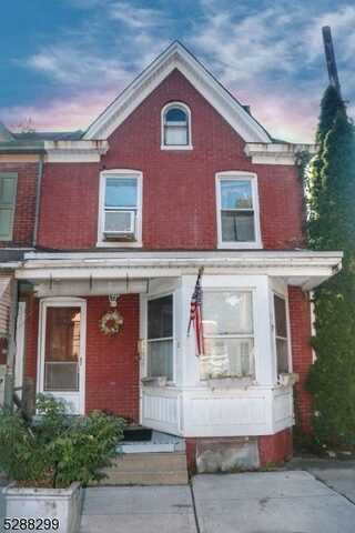 40 S Union St, Lambertville, NJ 08530