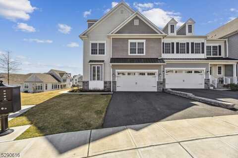 15 Juniper Ct, Cedar Grove, NJ 07009