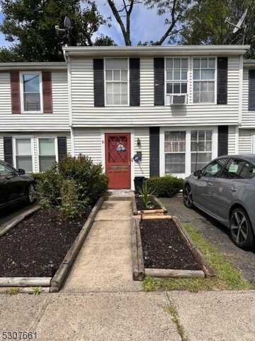 81 N Day St, Orange, NJ 07050