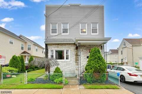 92 Halstead Ave, Wallington, NJ 07057