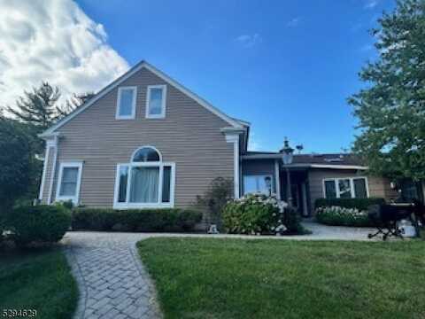 416 Mechlin Corner Rd, Alexandria Twp., NJ 08867