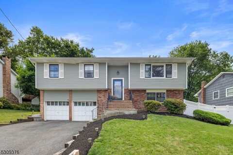 39 Tremont Ter, Wanaque, NJ 07465