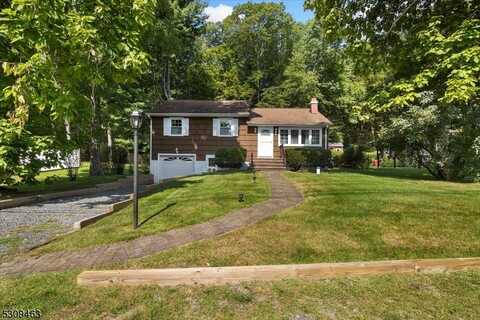 9 Hallvard Ter, Rockaway, NJ 07866