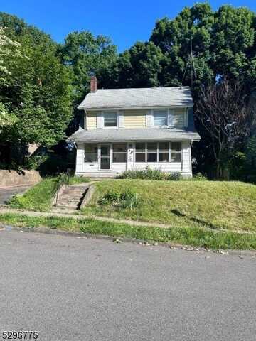 48 Laurel Ave, East Orange, NJ 07003