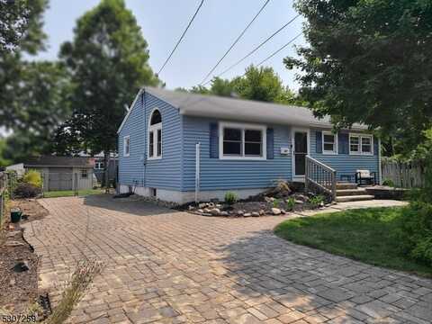 25 Ruth Place, Manville, NJ 08835