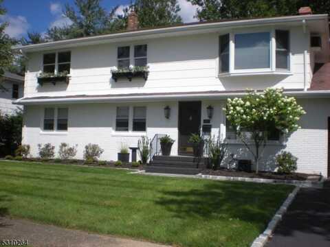 413 Midland Ave, Pompton Lakes, NJ 07442