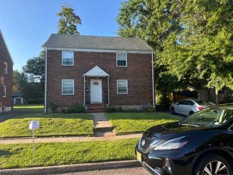 820 2nd St, Dunellen, NJ 08812