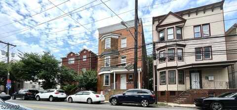 35 Norfolk St, Newark, NJ 07103