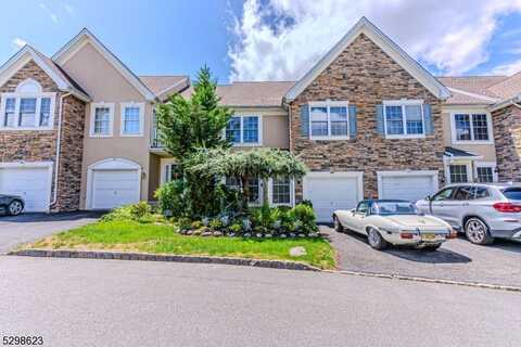 42 Birchwood Ln, North Haledon, NJ 07508