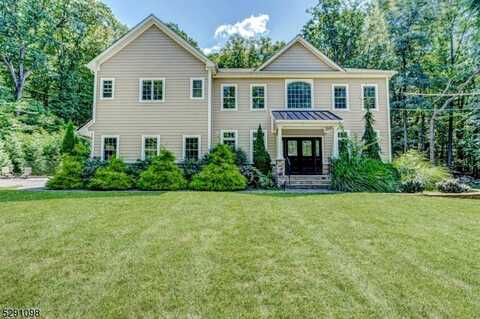 103 Seney Drive Ext, Bernardsville, NJ 07924