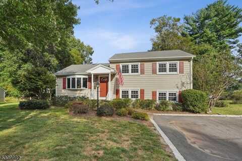 42 Circle Rd, Florham Park, NJ 07932