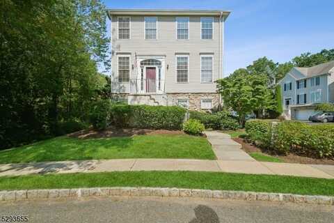 131 Arrowgate Dr, Randolph, NJ 07869