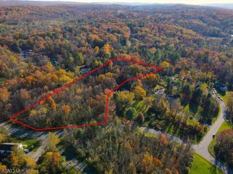 115 Overlook Dr, Montague, NJ 07827