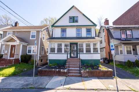 28 HALSTEAD ST, Newark, NJ 07106