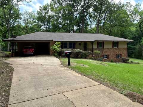 112 Forest Hill Dr, Starkville, MS 39759