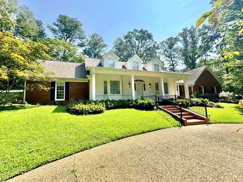 1510 Hickory Ln, Columbus, MS 39705