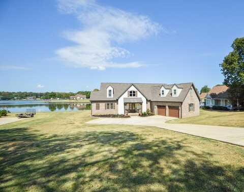 839 Lakeshore Drive, Starkville, MS 39759