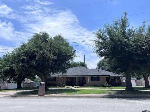 1020 Foley, Henderson, TX 75654