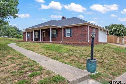 1910 E Main St, Henderson, TX 75652