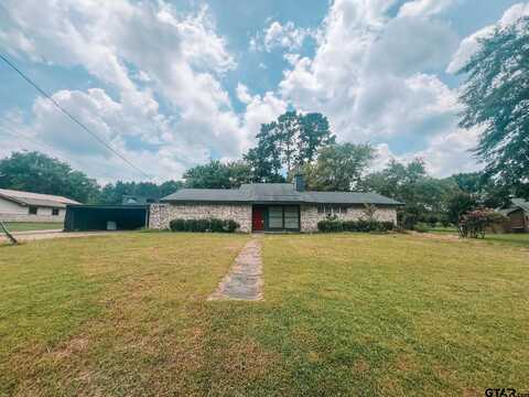 304 Highland Dr, Pittsburg, TX 75686