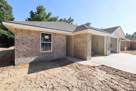 8439 Garrett Dr., Tyler, TX 75703