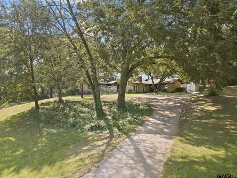 609 Daingerfield, Pittsburg, TX 75686