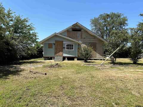 221 County Road 3312, Pittsburg, TX 75686