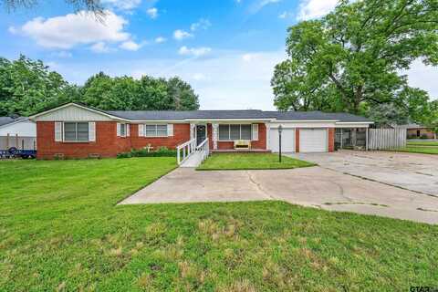 1611 N Pacific, Mineola, TX 75773