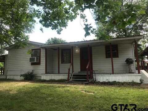 2733 Medlin Road, Gilmer, TX 75645