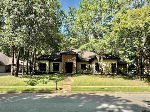 4371 lazy creek, Tyler, TX 75707